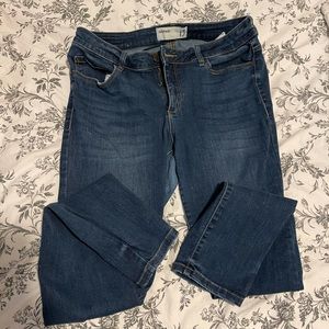 Buy 2 get 1- Garage jeans